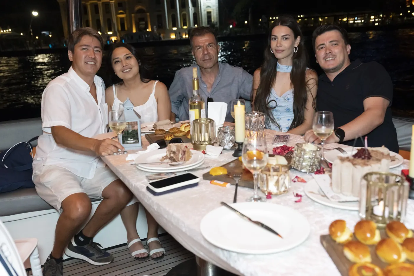 Yatta nişan yemeği